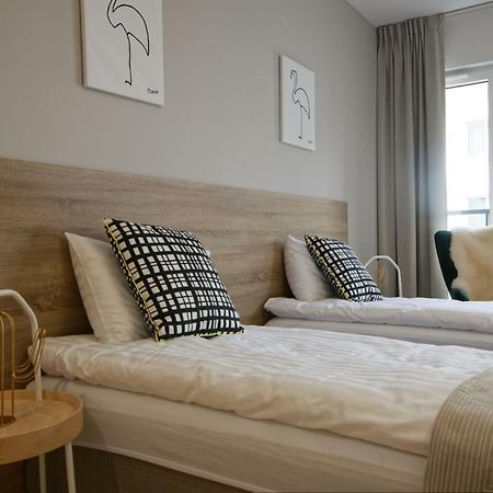 Apple Green Apartments ポズナン エクステリア 写真